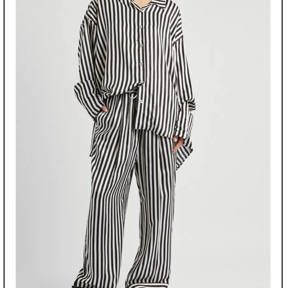 Sleeper satin black and white striped pajamas (O/S) - Picture 1 of 14